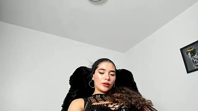 PortraitMarie online show from 01-29-25, 05:56