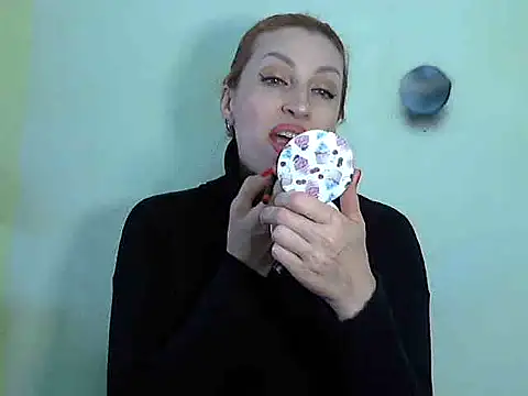 Snapshot of Jillian_Pattie chatting on 02-07-25, 12:28 Jillian Pattie online show from 02-07-25, 12:28