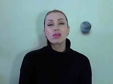 Snapshot of Jillian_Pattie chatting on 03-05-25, 11:06 Jillian Pattie online show from 03-05-25, 11:06