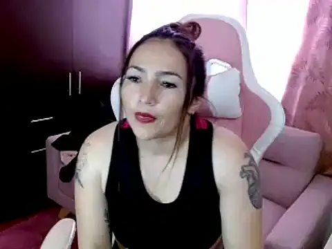 EVA GRAYS online show from 03-06-25, 06:26