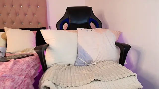 Katy Van online show from 03-01-25, 08:13