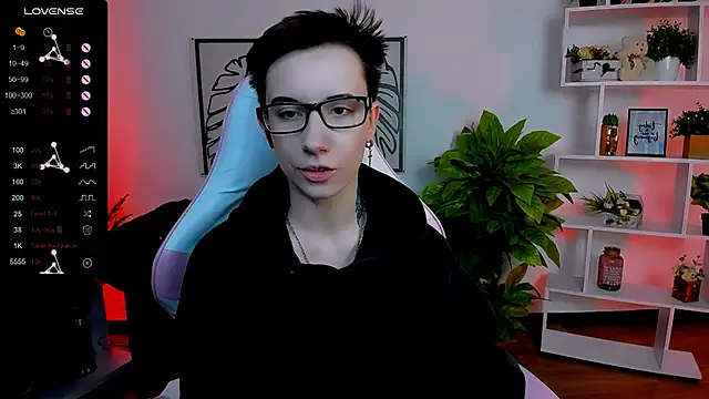Snapshot of _Rein_ramm chatting on 02-24-25, 12:26  Rein ramm online show from 02-24-25, 12:26