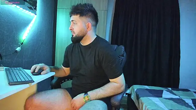 Snapshot of Eduu2322 chatting on 02-12-25, 10:26 Eduu2322 online show from 02-12-25, 10:26