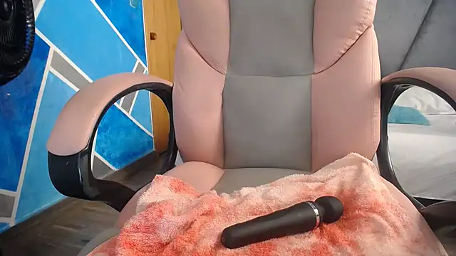 MeganMilF2 online show from 02-24-25, 09:31