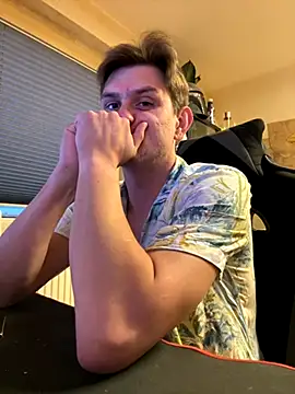 Snapshot of Shaiiboy chatting on 09-18-25, 04:58 Shaiiboy online show from 09-18-25, 04:58