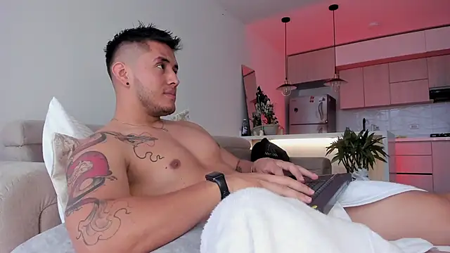 Snapshot of Chriskyle_ chatting on 01-30-25, 07:15 Chriskyle online show from 01-30-25, 07:15