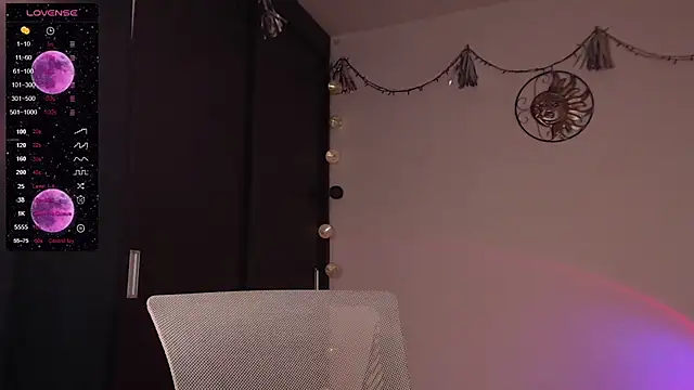 CherryBlossom    online show from 03-23-25, 03:54