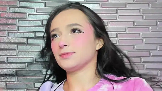 issagarcia online show from 12-04-24, 02:04