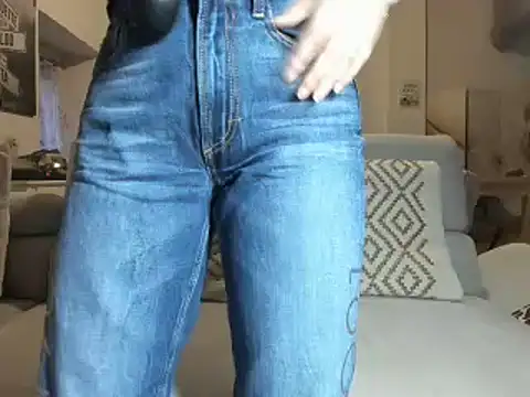 Snapshot of prunelle_sexy chatting on 10-25-25, 06:10 prunelle sexy online show from 10-25-25, 06:10