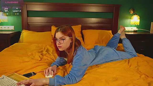 Snapshot of Katy__Ethereal chatting on 11-16-25, 03:12 Katy Ethereal online show from 11-16-25, 03:12