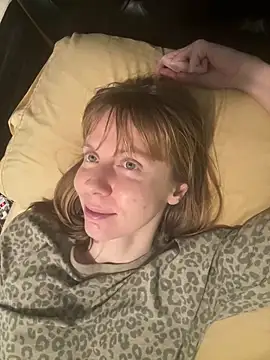 Snapshot of GoofyKitty4UU chatting on 12-20-24, 01:25 GoofyKitty4UU online show from 12-20-24, 01:25