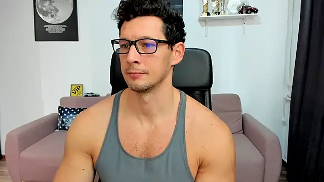 Snapshot of BrutusK08 chatting on 12-02-25, 08:19 BrutusK08 online show from 12-02-25, 08:19