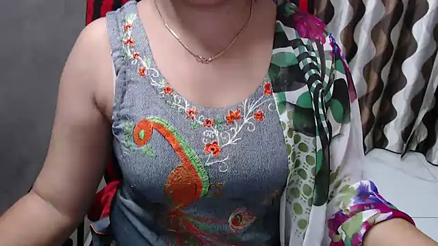 Snapshot of Kaur_Jannat chatting on 12-06-24, 05:33 Kaur Jannat online show from 12-06-24, 05:33