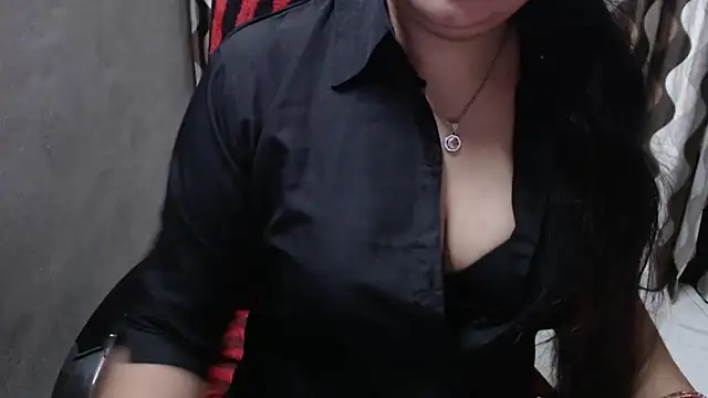 Snapshot of Kaur_Jannat chatting on 12-17-24, 09:16 Kaur Jannat online show from 12-17-24, 09:16