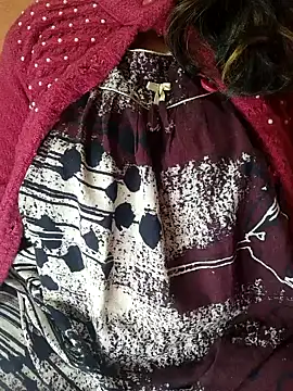 Snapshot of CUTE_SOPHIA- chatting on 12-17-24, 04:56 CUTE SOPHIA- online show from 12-17-24, 04:56