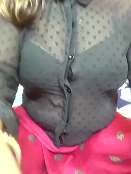 Snapshot of CUTE_SOPHIA- chatting on 01-14-25, 07:32 CUTE SOPHIA- online show from 01-14-25, 07:32