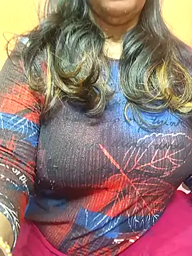 Snapshot of CUTE_SOPHIA- chatting on 02-07-25, 04:06 CUTE SOPHIA- online show from 02-07-25, 04:06