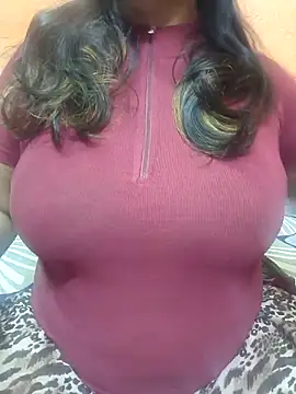 Snapshot of CUTE_SOPHIA- chatting on 02-15-25, 08:01 CUTE SOPHIA- online show from 02-15-25, 08:01