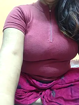 Snapshot of CUTE_SOPHIA- chatting on 02-20-25, 05:01 CUTE SOPHIA- online show from 02-20-25, 05:01