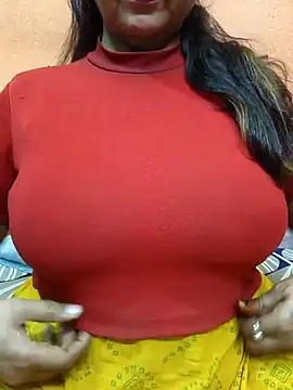 Snapshot of CUTE_SOPHIA- chatting on 02-24-25, 08:25 CUTE SOPHIA- online show from 02-24-25, 08:25