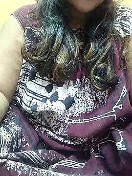 Snapshot of CUTE_SOPHIA- chatting on 02-25-25, 10:39 CUTE SOPHIA- online show from 02-25-25, 10:39