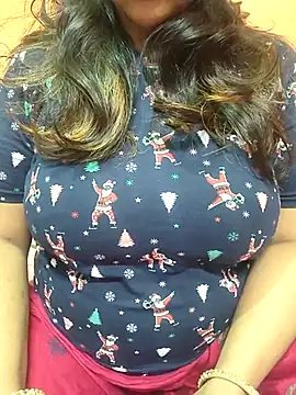 Snapshot of CUTE_SOPHIA- chatting on 03-18-25, 08:04 CUTE SOPHIA- online show from 03-18-25, 08:04