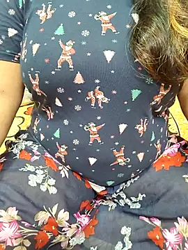 Snapshot of CUTE_SOPHIA- chatting on 09-30-25, 11:43 CUTE SOPHIA- online show from 09-30-25, 11:43