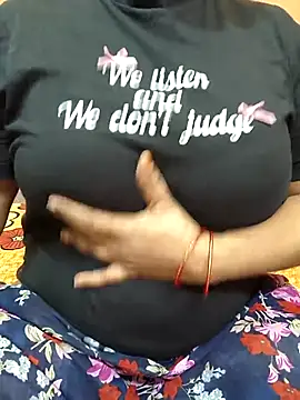 Snapshot of CUTE_SOPHIA- chatting on 10-02-25, 11:45 CUTE SOPHIA- online show from 10-02-25, 11:45