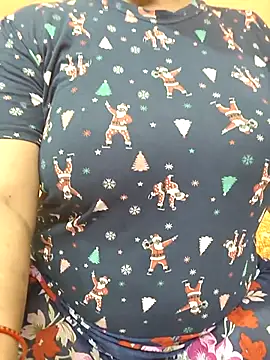 Snapshot of CUTE_SOPHIA- chatting on 10-07-25, 01:36 CUTE SOPHIA- online show from 10-07-25, 01:36