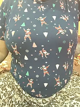 Snapshot of CUTE_SOPHIA- chatting on 10-29-25, 11:17 CUTE SOPHIA- online show from 10-29-25, 11:17