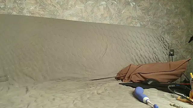 Snapshot of LonelyFlower chatting on 01-11-26, 10:20 LonelyFlower online show from 01-11-26, 10:20