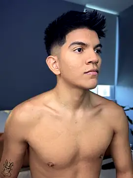 santiago 01 online show from 09-14-25, 08:08