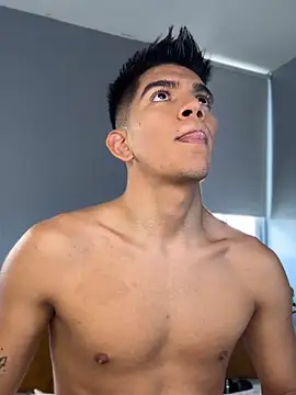 santiago 01 online show from 10-19-25, 07:03