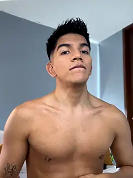 santiago 01 online show from 11-08-25, 07:34