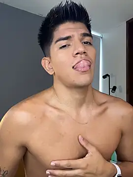 santiago 01 online show from 03-22-26, 07:06