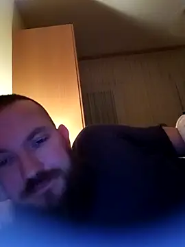 Snapshot of Klinsch chatting on 02-10-26, 10:03 Klinsch online show from 02-10-26, 10:03