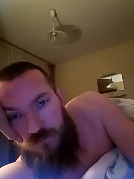 Snapshot of Klinsch chatting on 03-02-26, 07:10 Klinsch online show from 03-02-26, 07:10