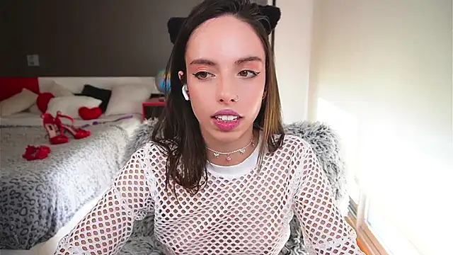 Snapshot of Dayna_Nebula chatting on 01-12-25, 12:44 Dayna Nebula online show from 01-12-25, 12:44