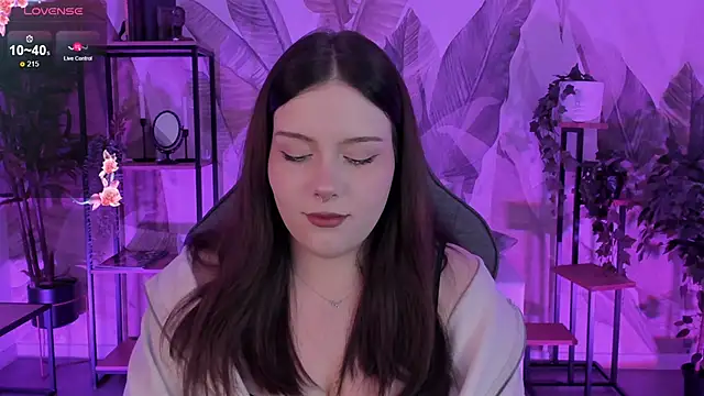 CoralineKeyns online show from 10-09-25, 05:38