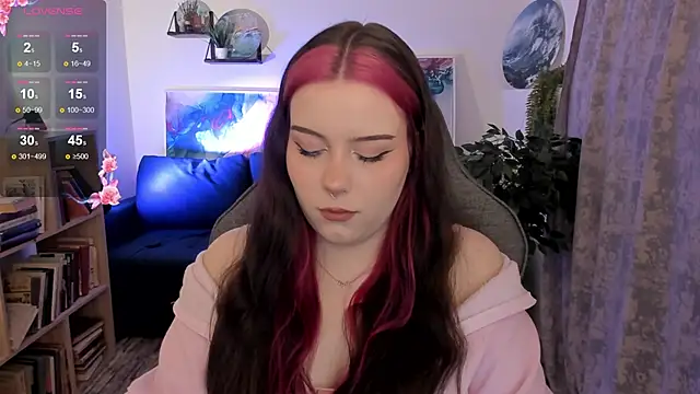 CoralineKeyns online show from 04-07-26, 05:41