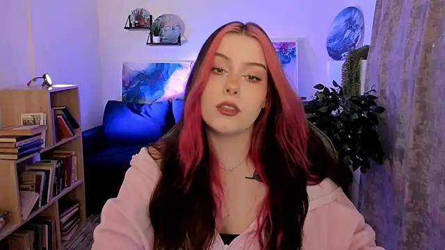 CoralineKeyns online show from 04-15-26, 05:14