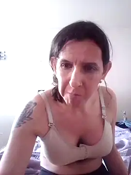 Cameron puppy online show from 10-19-25, 07:25