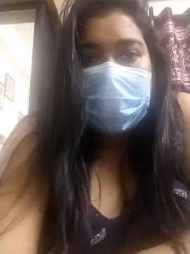 Snapshot of indianlisa5 chatting on 12-13-24, 07:10 indianlisa5 online show from 12-13-24, 07:10