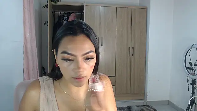 fairylatin222 online show from 02-04-25, 11:16