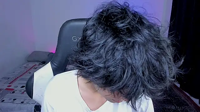 Alan26  online show from 12-02-25, 06:03