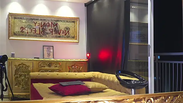 dantecoppolaa  online show from 02-27-26, 01:49