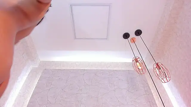 aprilalen online show from 03-22-25, 01:19