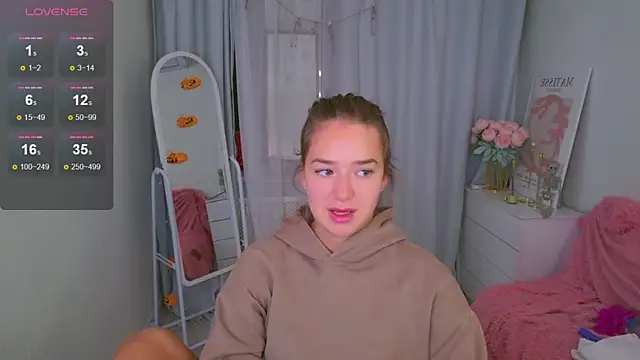 LovelyJessie online show from 10-14-25, 01:56