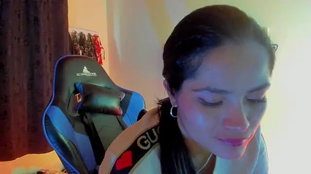 scarlet-kennedy98 online show from 10-30-25, 08:20