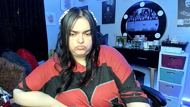 Luise Meyrink online show from 10-30-25, 03:52